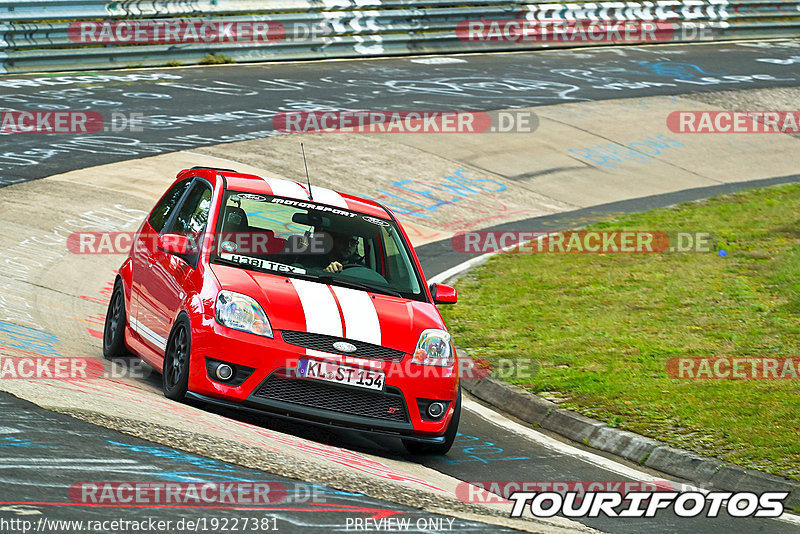 Bild #19227381 - Touristenfahrten Nürburgring Nordschleife (25.09.2022)