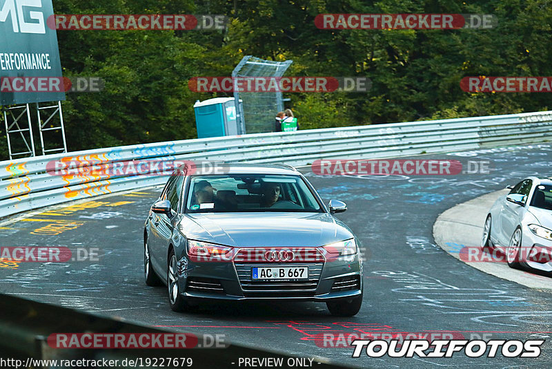 Bild #19227679 - Touristenfahrten Nürburgring Nordschleife (25.09.2022)