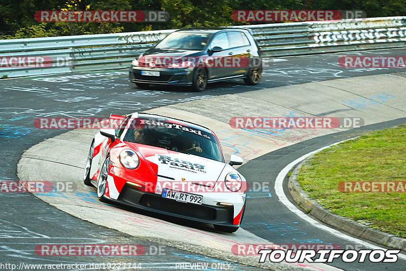 Bild #19227744 - Touristenfahrten Nürburgring Nordschleife (25.09.2022)