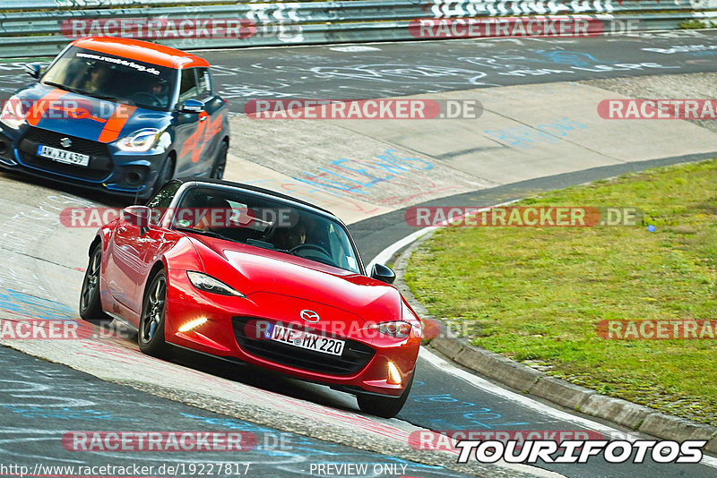 Bild #19227817 - Touristenfahrten Nürburgring Nordschleife (25.09.2022)