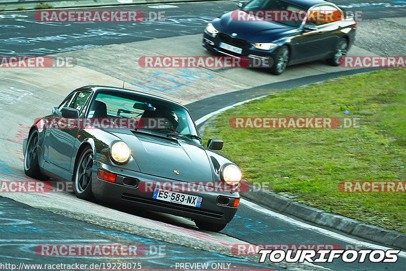 Bild #19228075 - Touristenfahrten Nürburgring Nordschleife (25.09.2022)