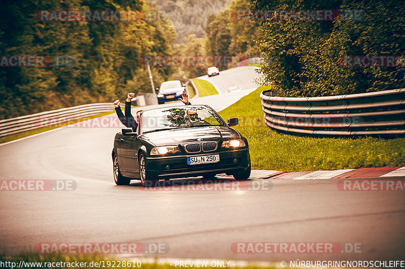 Bild #19228610 - Touristenfahrten Nürburgring Nordschleife (25.09.2022)