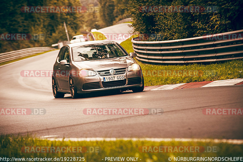 Bild #19228725 - Touristenfahrten Nürburgring Nordschleife (25.09.2022)