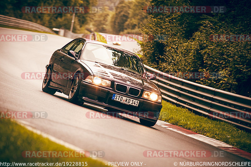 Bild #19228815 - Touristenfahrten Nürburgring Nordschleife (25.09.2022)