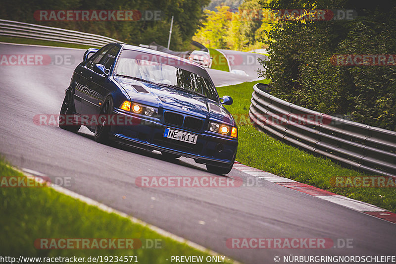 Bild #19234571 - Touristenfahrten Nürburgring Nordschleife (25.09.2022)