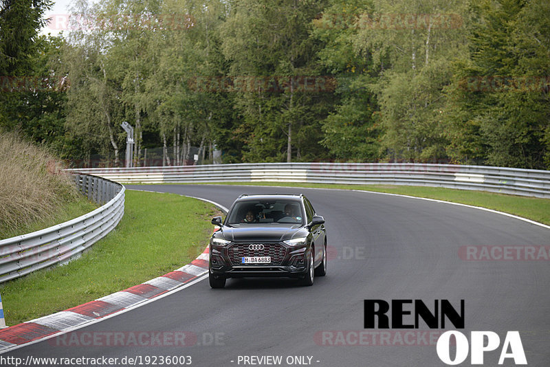 Bild #19236003 - Touristenfahrten Nürburgring Nordschleife (27.09.2022)