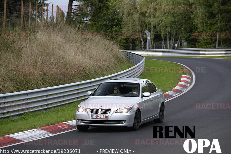 Bild #19236071 - Touristenfahrten Nürburgring Nordschleife (27.09.2022)