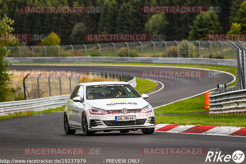 Bild #19237979 - Touristenfahrten Nürburgring Nordschleife (27.09.2022)