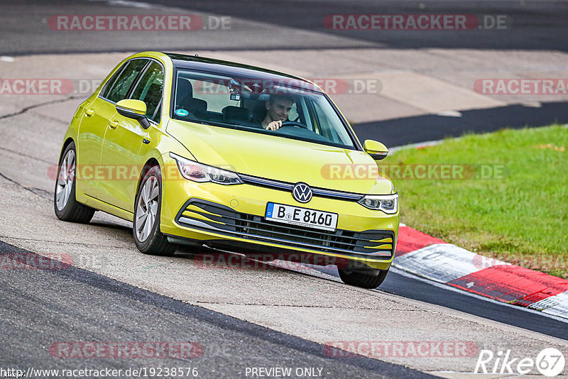 Bild #19238576 - Touristenfahrten Nürburgring Nordschleife (27.09.2022)