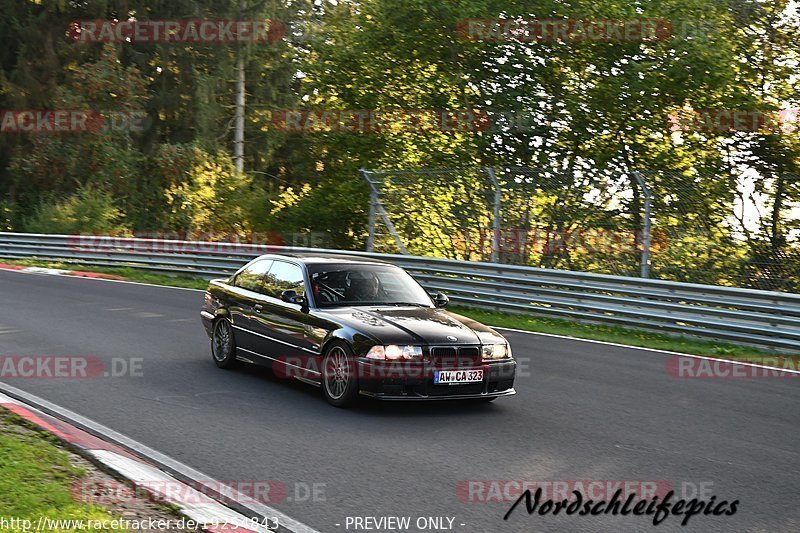 Bild #19254843 - Touristenfahrten Nürburgring Nordschleife (30.09.2022)