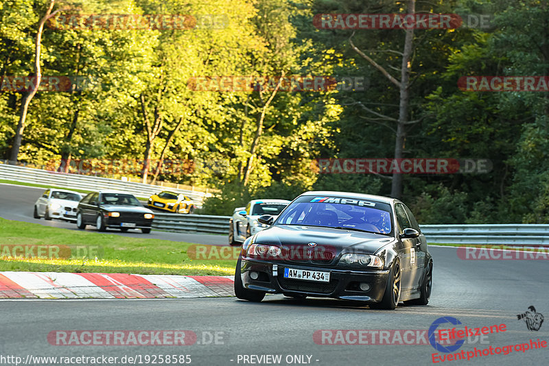 Bild #19258585 - Touristenfahrten Nürburgring Nordschleife (30.09.2022)