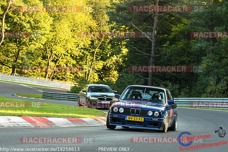 Bild #19258613 - Touristenfahrten Nürburgring Nordschleife (30.09.2022)