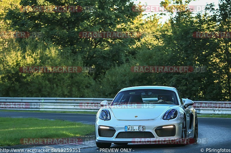 Bild #19259351 - Touristenfahrten Nürburgring Nordschleife (30.09.2022)