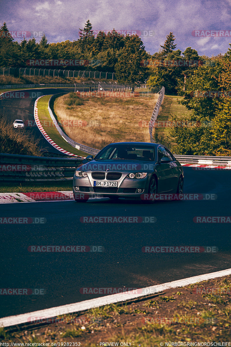 Bild #19282352 - Touristenfahrten Nürburgring Nordschleife (01.10.2022)