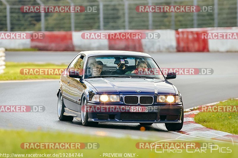 Bild #19284744 - Touristenfahrten Nürburgring Nordschleife (01.10.2022)