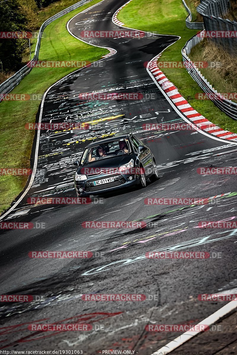 Bild #19301063 - Touristenfahrten Nürburgring Nordschleife (01.10.2022)