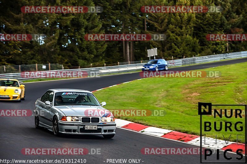 Bild #19312410 - Touristenfahrten Nürburgring Nordschleife (01.10.2022)