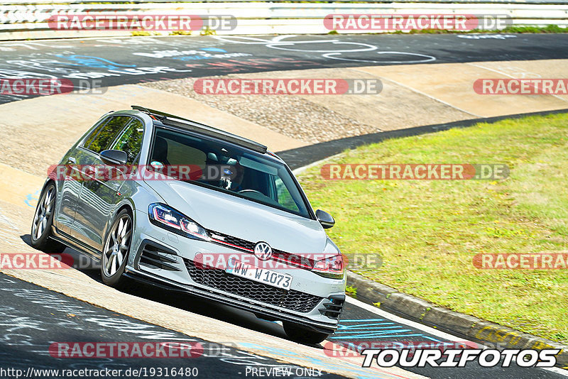 Bild #19316480 - Touristenfahrten Nürburgring Nordschleife (01.10.2022)