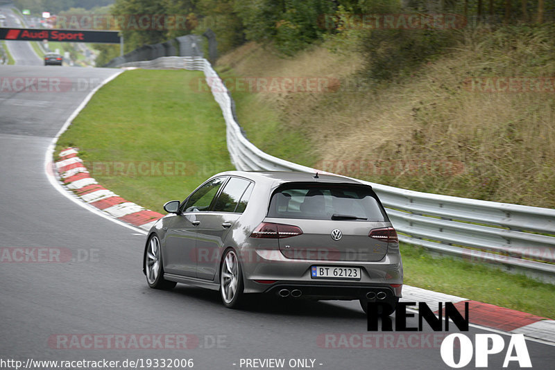 Bild #19332006 - Touristenfahrten Nürburgring Nordschleife (02.10.2022)