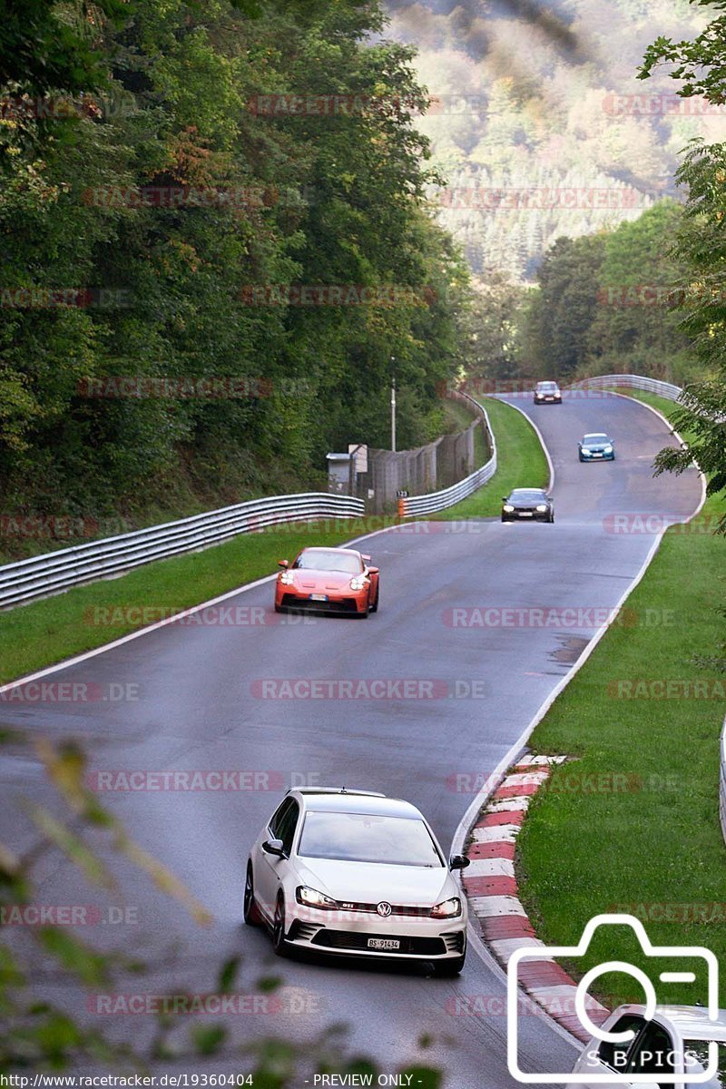 Bild #19360404 - Touristenfahrten Nürburgring Nordschleife (03.10.2022)