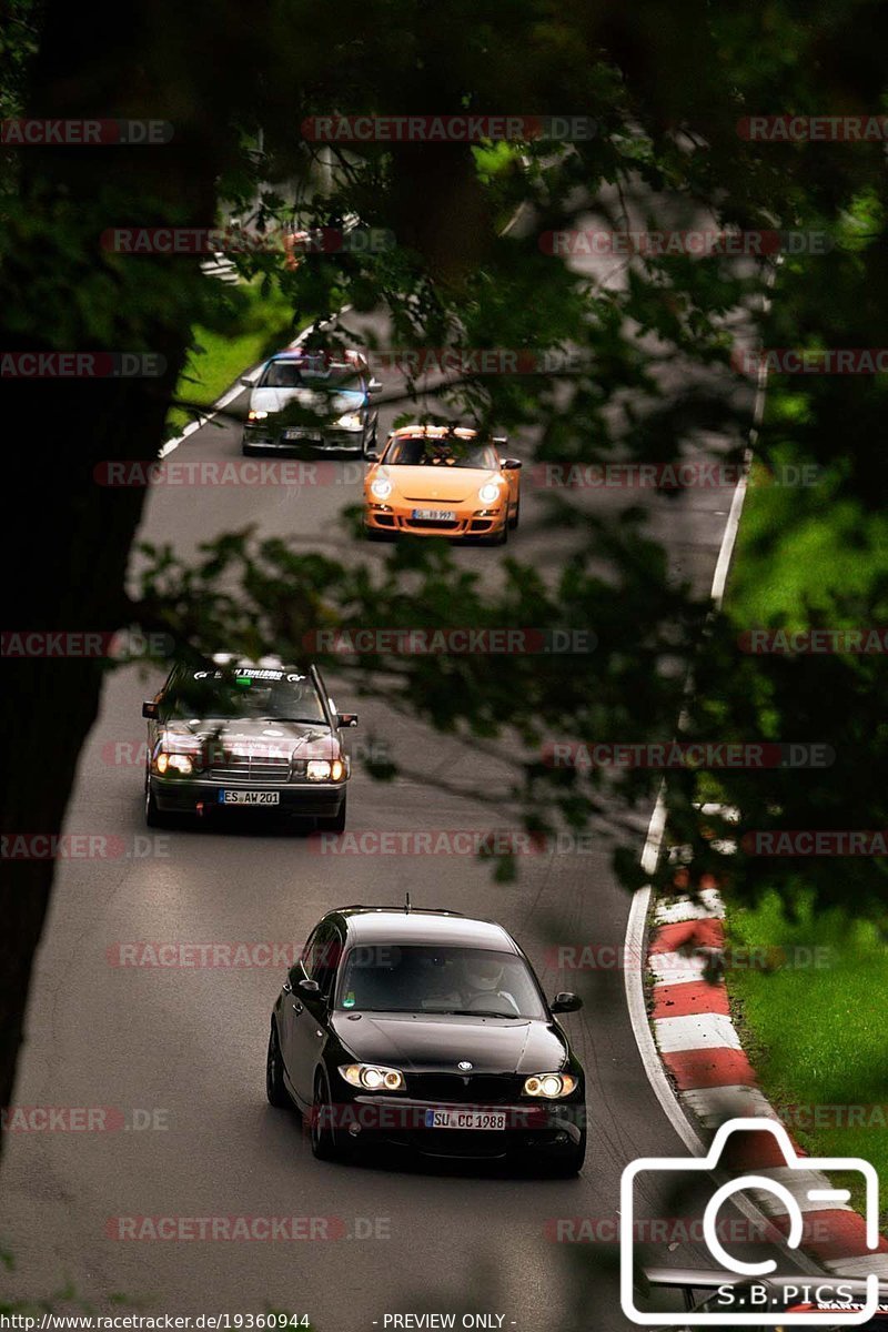 Bild #19360944 - Touristenfahrten Nürburgring Nordschleife (03.10.2022)