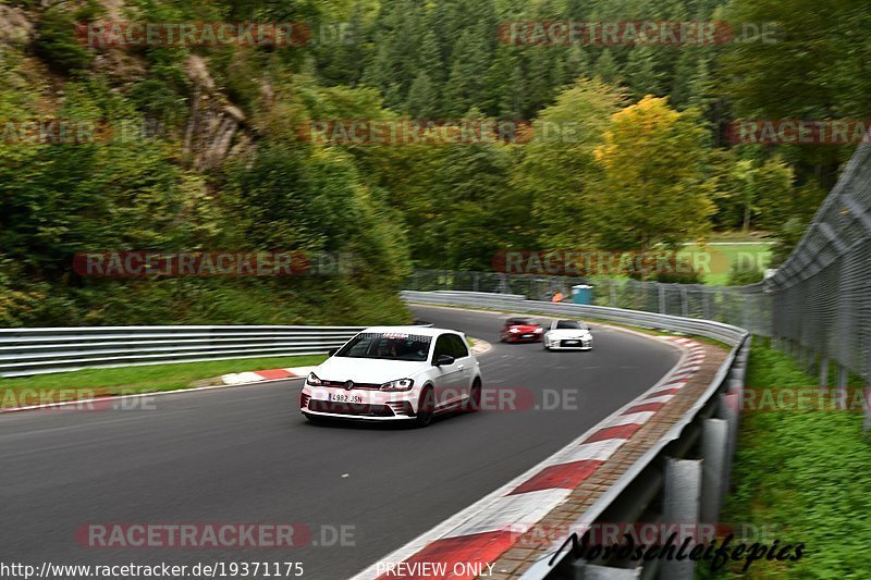 Bild #19371175 - Touristenfahrten Nürburgring Nordschleife (03.10.2022)