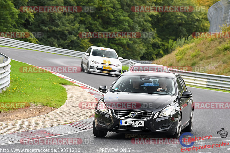 Bild #19371210 - Touristenfahrten Nürburgring Nordschleife (03.10.2022)