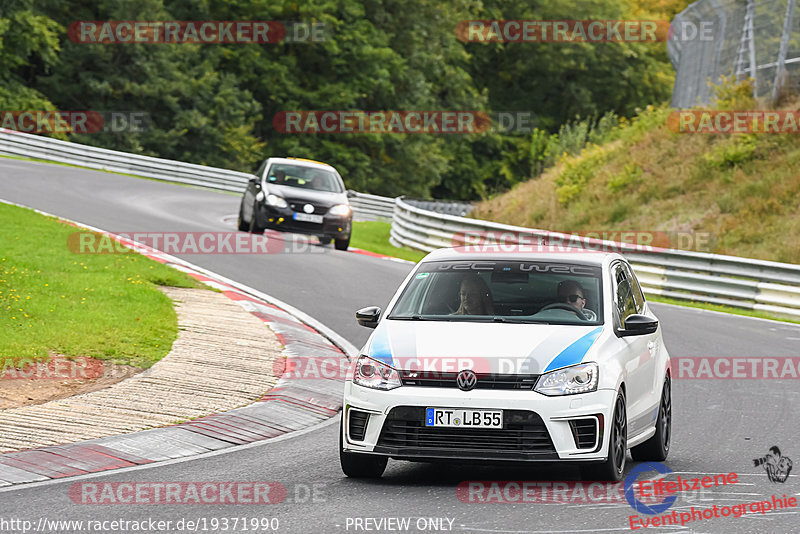 Bild #19371990 - Touristenfahrten Nürburgring Nordschleife (03.10.2022)