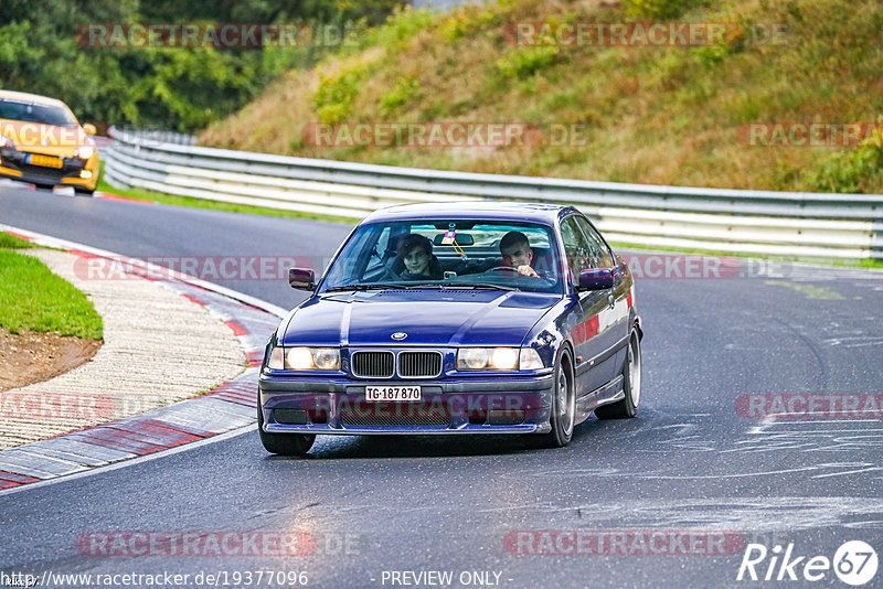 Bild #19377096 - Touristenfahrten Nürburgring Nordschleife (03.10.2022)