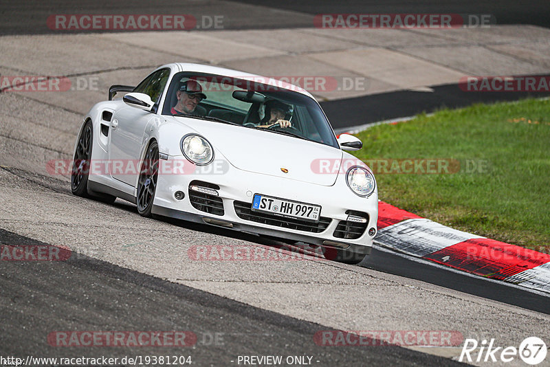 Bild #19381204 - Touristenfahrten Nürburgring Nordschleife (03.10.2022)