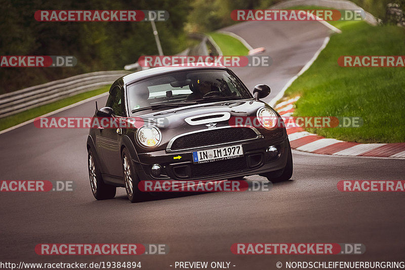 Bild #19384894 - Touristenfahrten Nürburgring Nordschleife (03.10.2022)