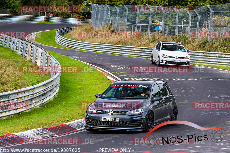 Bild #19387625 - Touristenfahrten Nürburgring Nordschleife (03.10.2022)