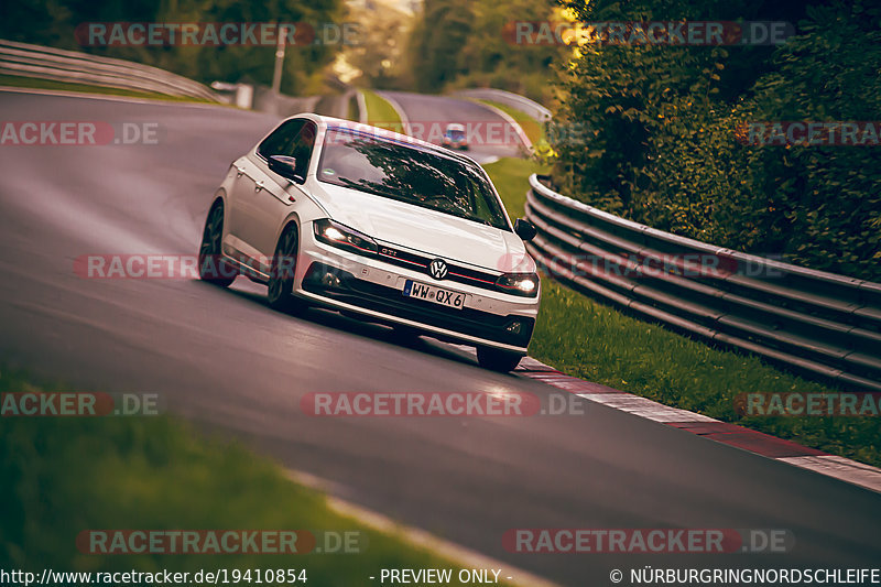 Bild #19410854 - Touristenfahrten Nürburgring Nordschleife (03.10.2022)