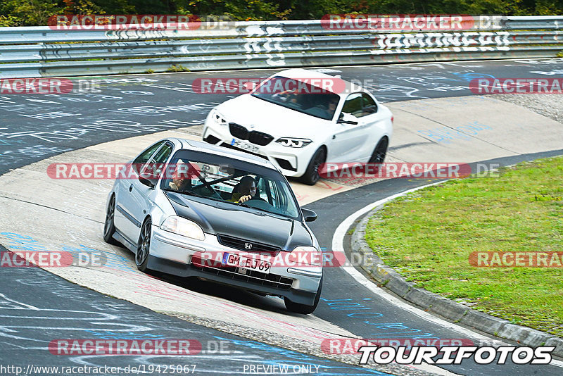 Bild #19425067 - Touristenfahrten Nürburgring Nordschleife (03.10.2022)