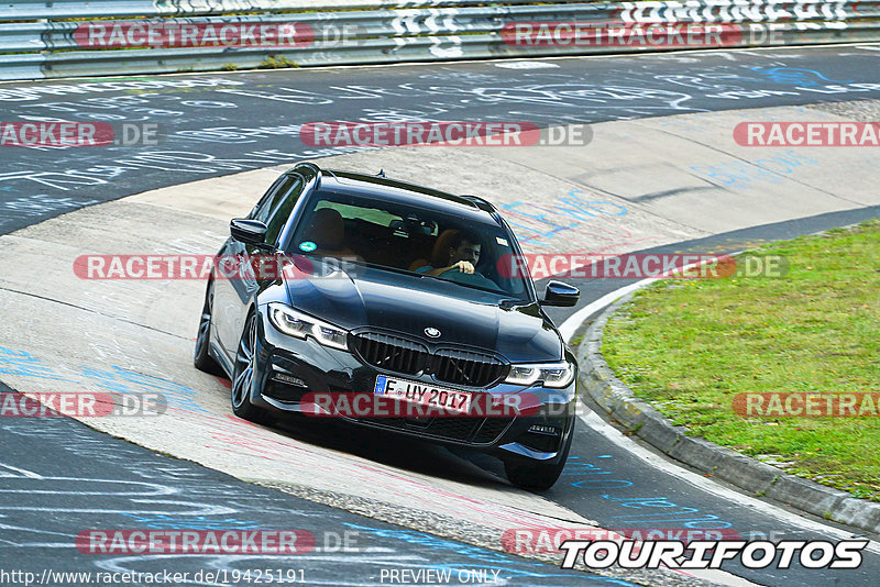 Bild #19425191 - Touristenfahrten Nürburgring Nordschleife (03.10.2022)