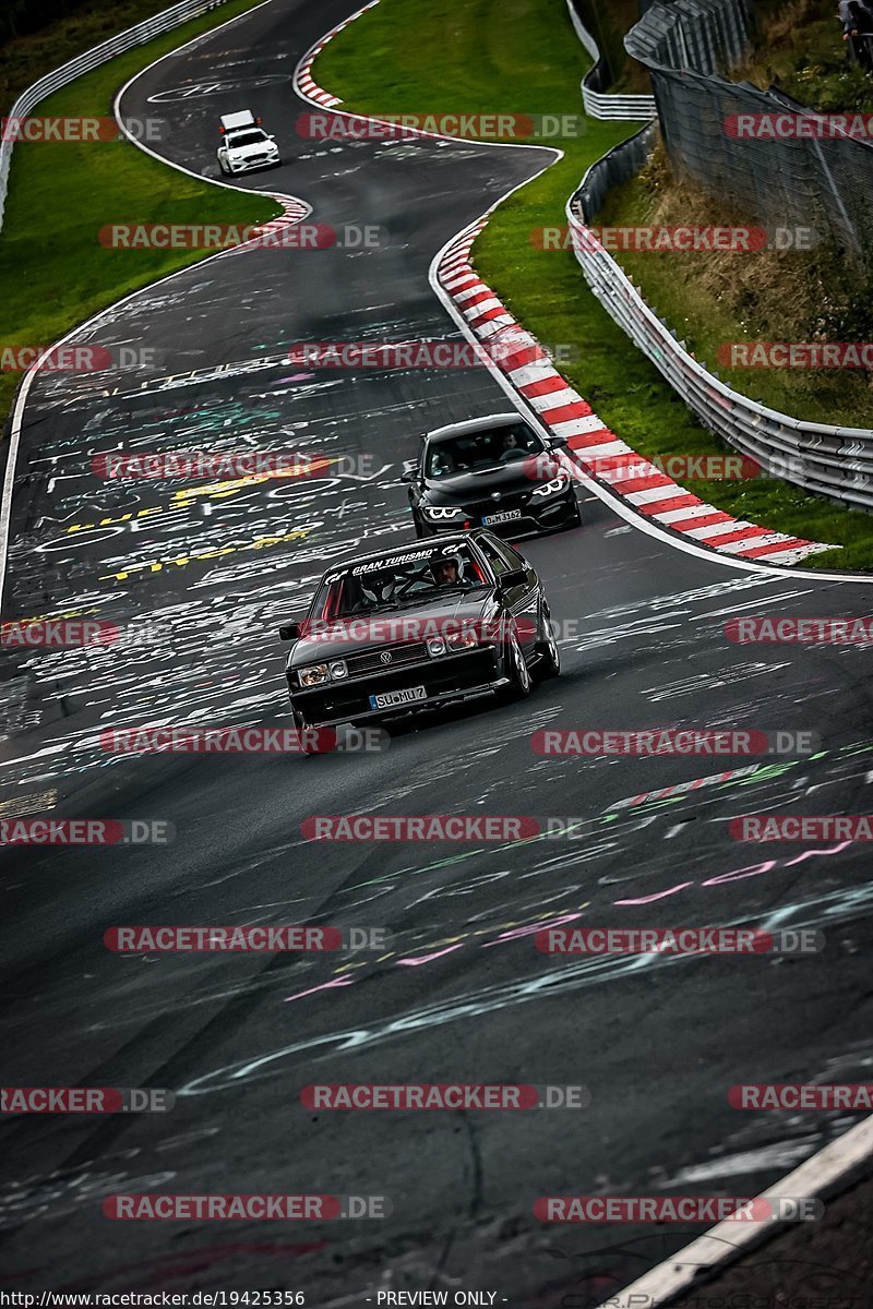 Bild #19425356 - Touristenfahrten Nürburgring Nordschleife (03.10.2022)