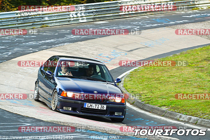 Bild #19425452 - Touristenfahrten Nürburgring Nordschleife (03.10.2022)