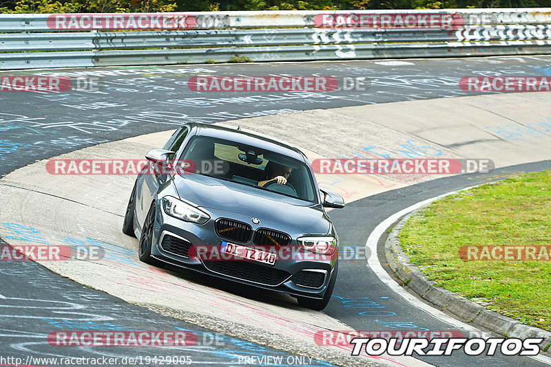 Bild #19429005 - Touristenfahrten Nürburgring Nordschleife (03.10.2022)