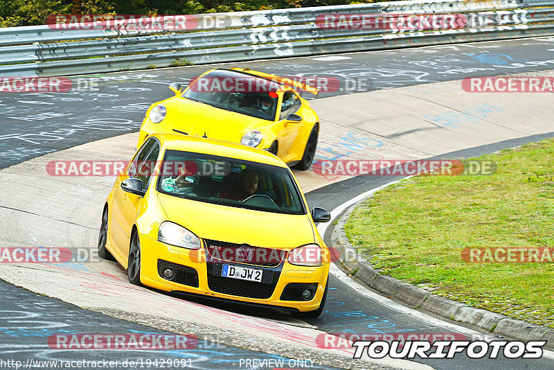 Bild #19429091 - Touristenfahrten Nürburgring Nordschleife (03.10.2022)