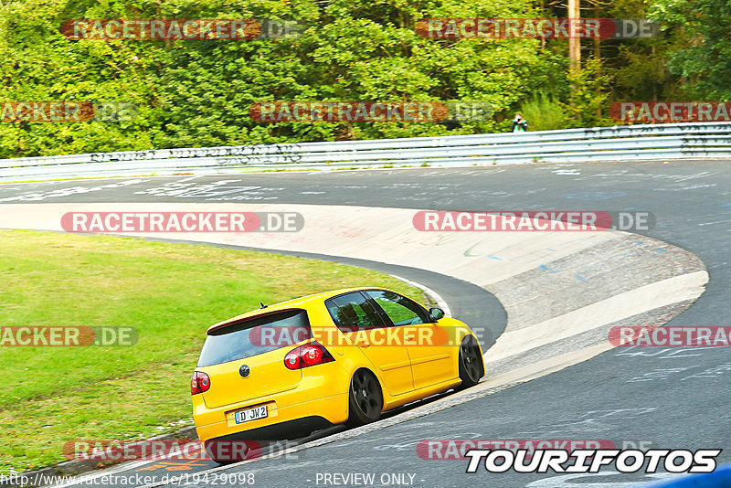 Bild #19429098 - Touristenfahrten Nürburgring Nordschleife (03.10.2022)