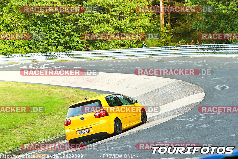 Bild #19429099 - Touristenfahrten Nürburgring Nordschleife (03.10.2022)