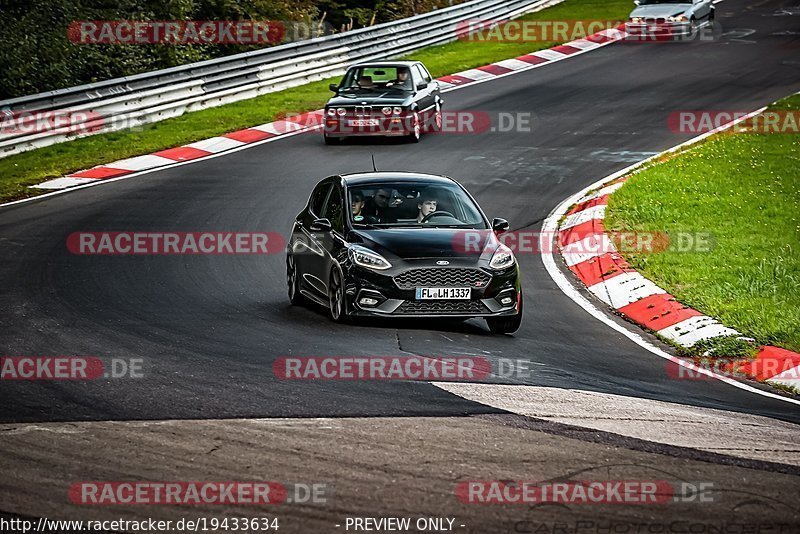 Bild #19433634 - Touristenfahrten Nürburgring Nordschleife (03.10.2022)