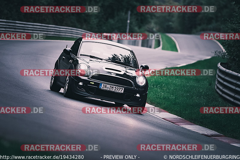 Bild #19434280 - Touristenfahrten Nürburgring Nordschleife (03.10.2022)