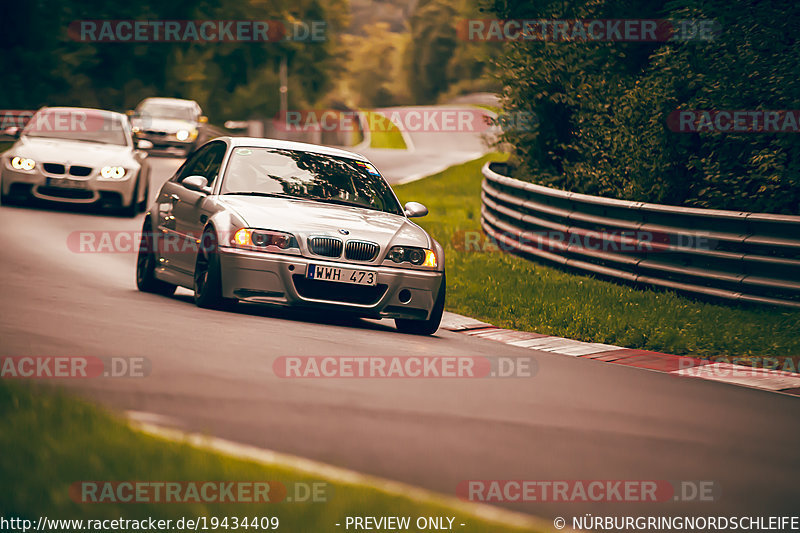 Bild #19434409 - Touristenfahrten Nürburgring Nordschleife (03.10.2022)