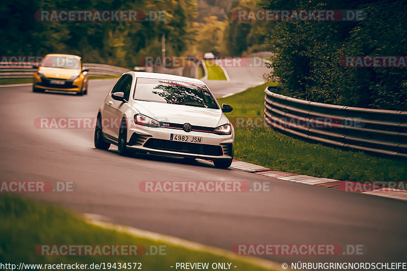 Bild #19434572 - Touristenfahrten Nürburgring Nordschleife (03.10.2022)