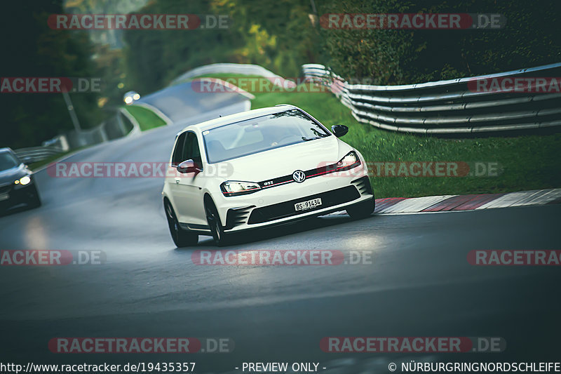 Bild #19435357 - Touristenfahrten Nürburgring Nordschleife (03.10.2022)