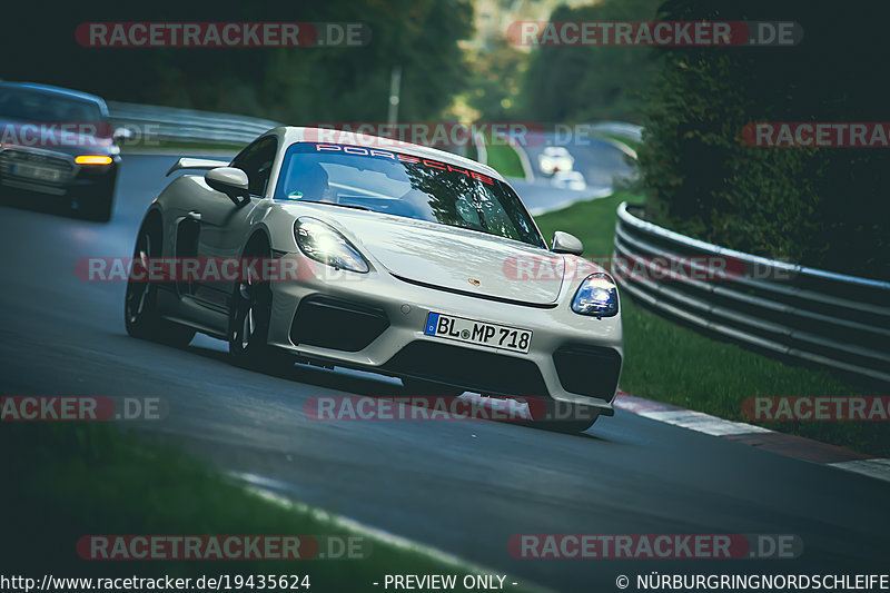 Bild #19435624 - Touristenfahrten Nürburgring Nordschleife (03.10.2022)