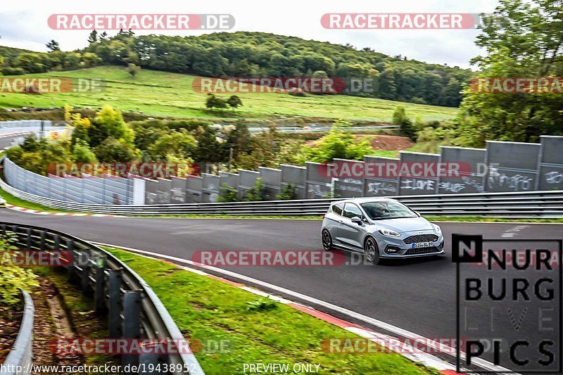 Bild #19438952 - Touristenfahrten Nürburgring Nordschleife (03.10.2022)