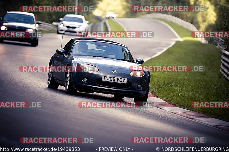 Bild #19439353 - Touristenfahrten Nürburgring Nordschleife (03.10.2022)