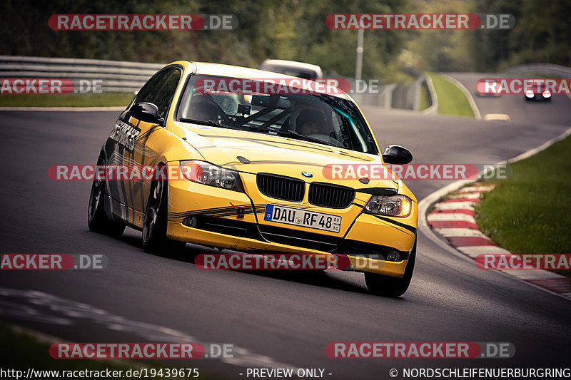 Bild #19439675 - Touristenfahrten Nürburgring Nordschleife (03.10.2022)